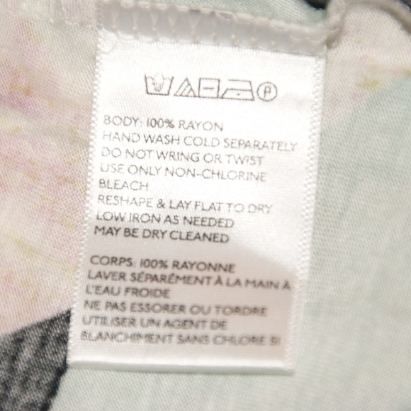 UO Silence + Noise Hook & Eye Cami Tank Top sz S - Picture 8 of 8